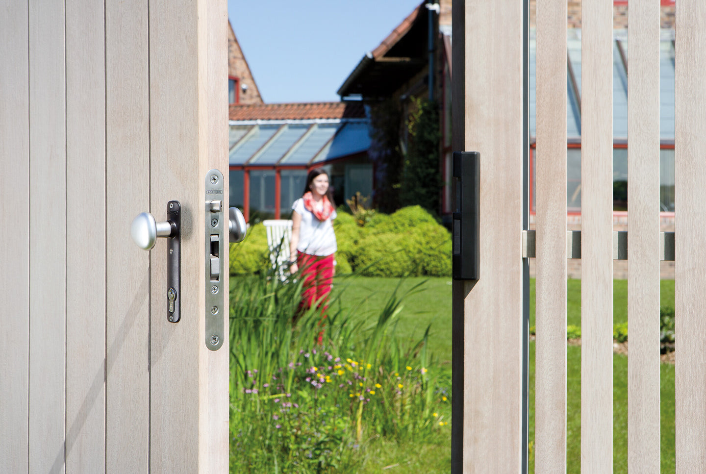 Locinox dangteliai imontuojamoms spynoms 2vnt.