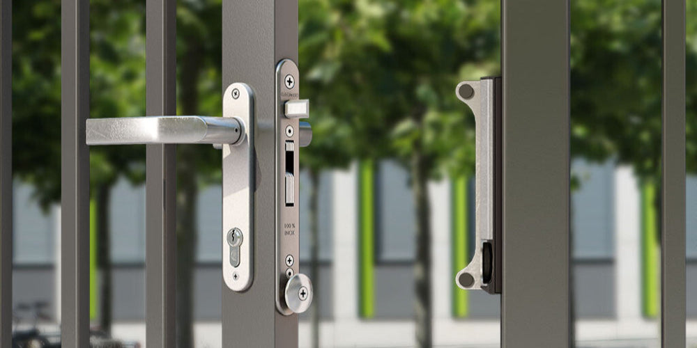 Locinox imontuojamos spynos sixtylock rinkinys 60mm ir didesniems profiliams.