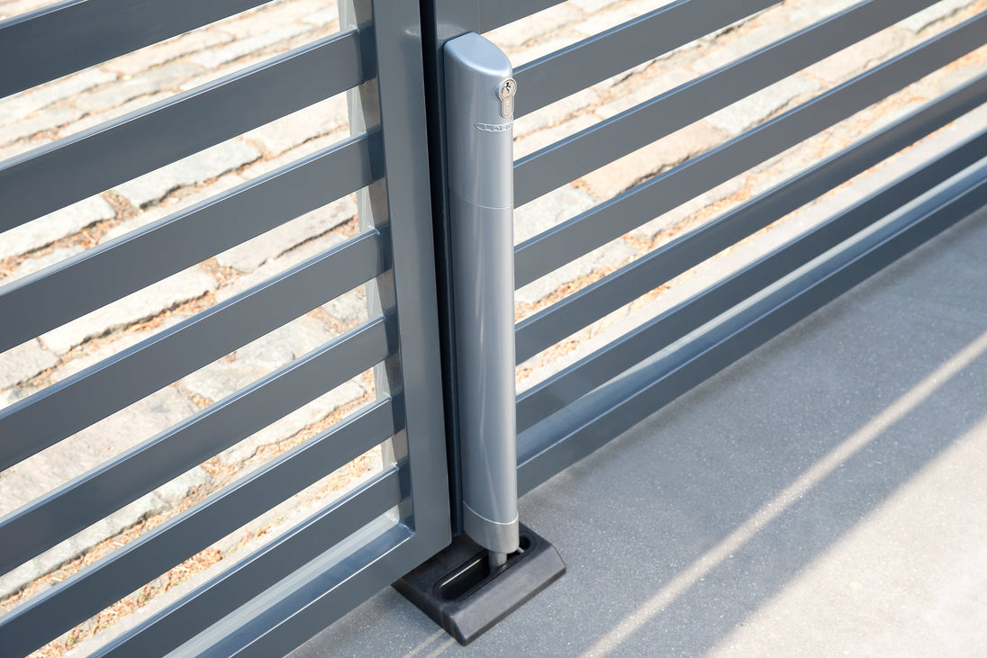 Locinox motorizuoto elektrinio vartu fiksatoriaus rinkinys.