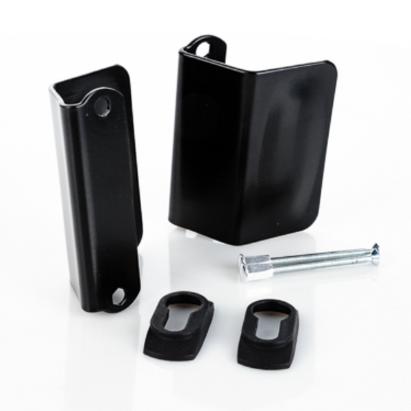 Dvi didelės rankenos su apdailomis cilindrui.