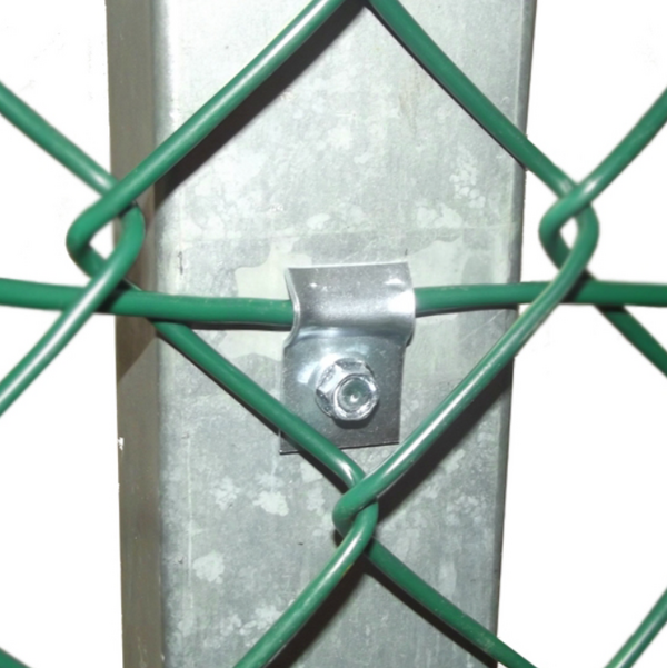 Metalinis įtempimo vielos laikiklis.